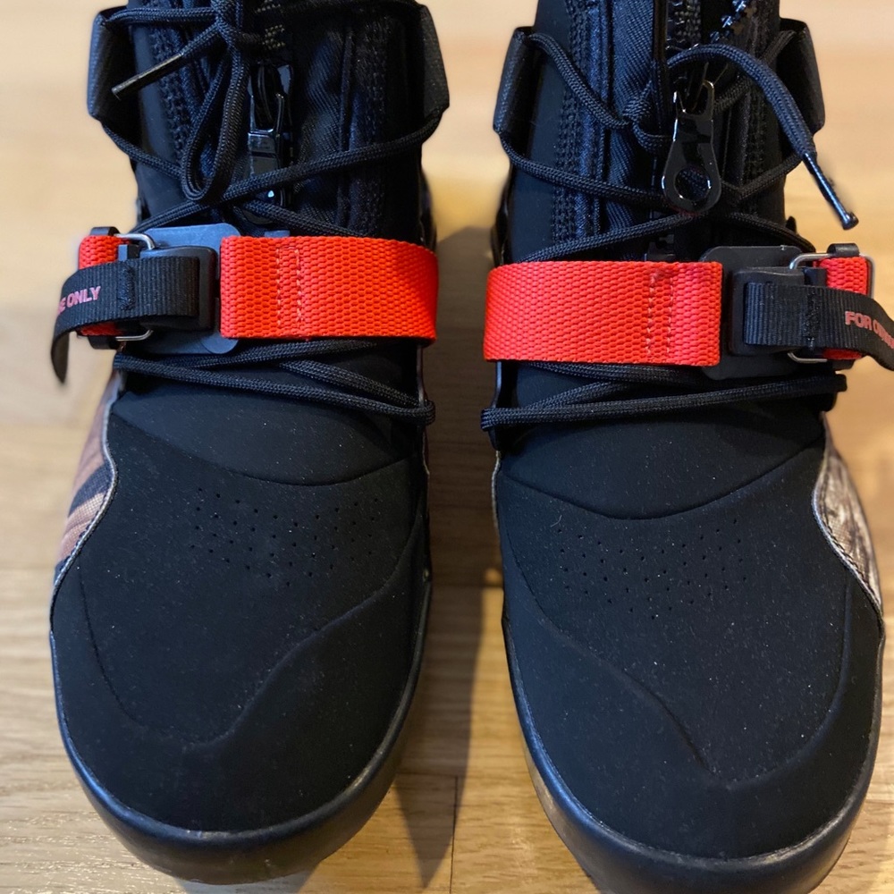 Nike Air Force 270 Utility